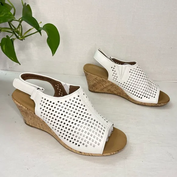 Rockport Breah Perforated‎ Wedge SandalWhite 8