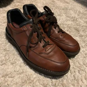 Rockport original &quot;Pro Walker&quot; brown oxfords US Mens sz 10.5 W