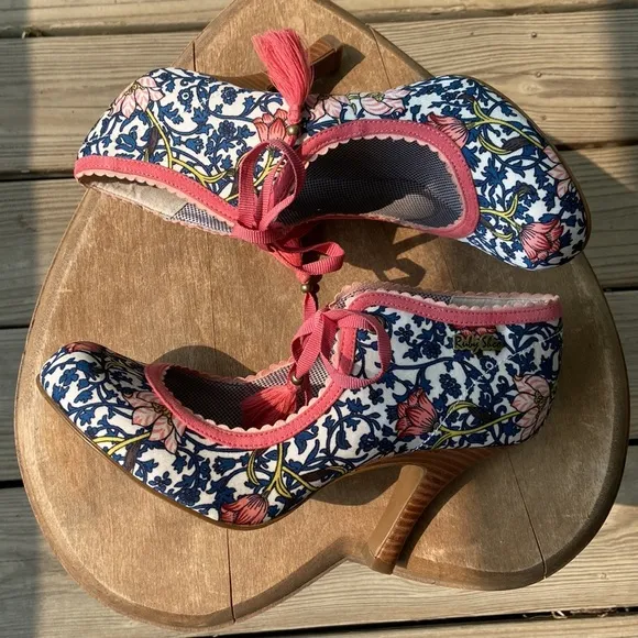 Ruby Shoo Willow ModCloth Floral Tassel Tie Heel Shoes Women’s Size 7