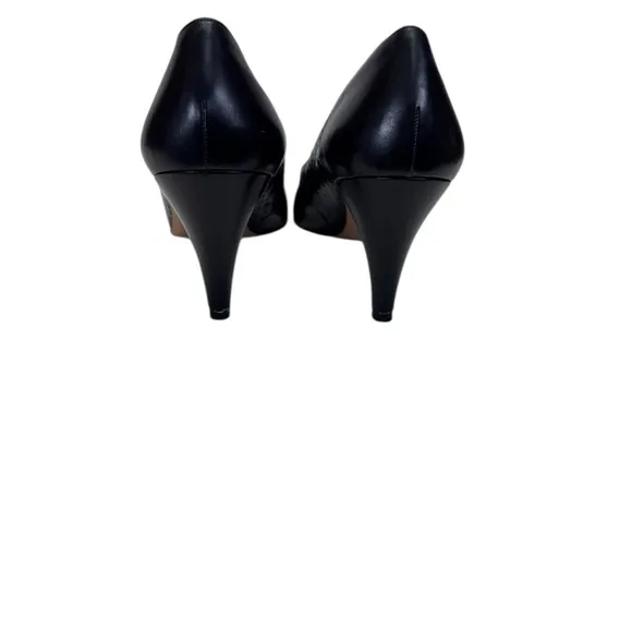 Salvatore Ferragamo .Black Leather Women's Shoes