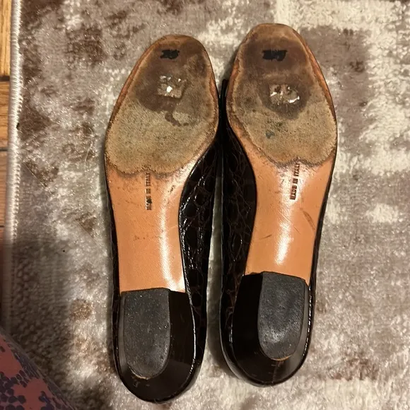 SALVATORE FERRAGAMO Brown Crocodile Leather Vara Bow Italy Size 7.5 H2