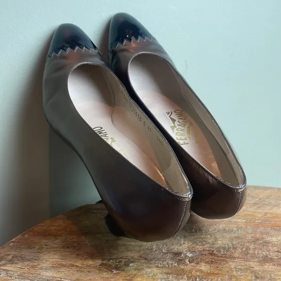 Salvatore Ferragamo Leather Copper and Black Patent Leather Pumps Heels Sz 9