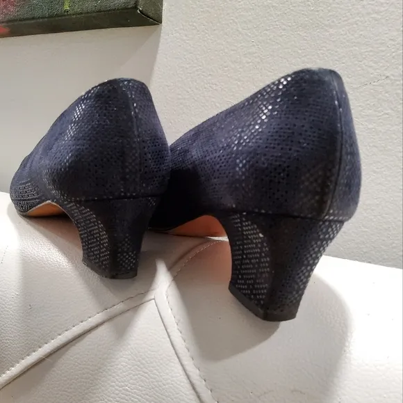 Salvatore Ferragamo Low Heels Shoes Size 9,5