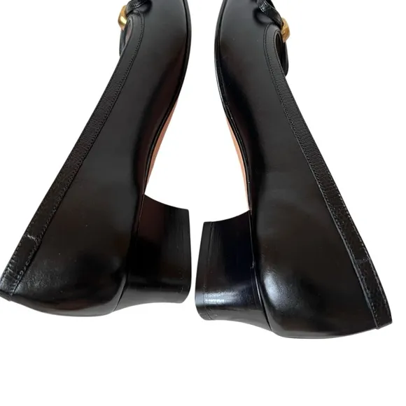 Salvatore Ferragamo Women's Black Leather Shoes size 8 AAAA new