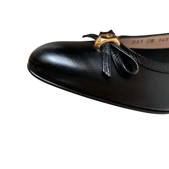 Salvatore Ferragamo Women's Black Leather Shoes size 8 AAAA new
