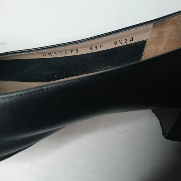 Salvatore Ferragamo black leather vara bow shoes