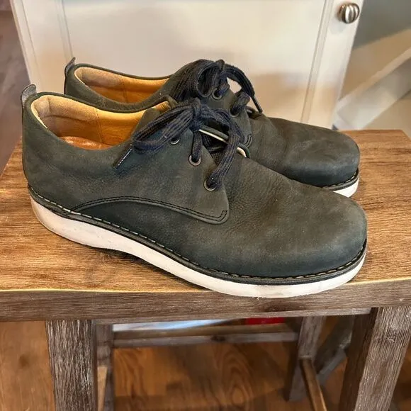 SAMUEL HUBBARD olive green gray nubuck Leather Oxfords Sz 9 vibram shoes