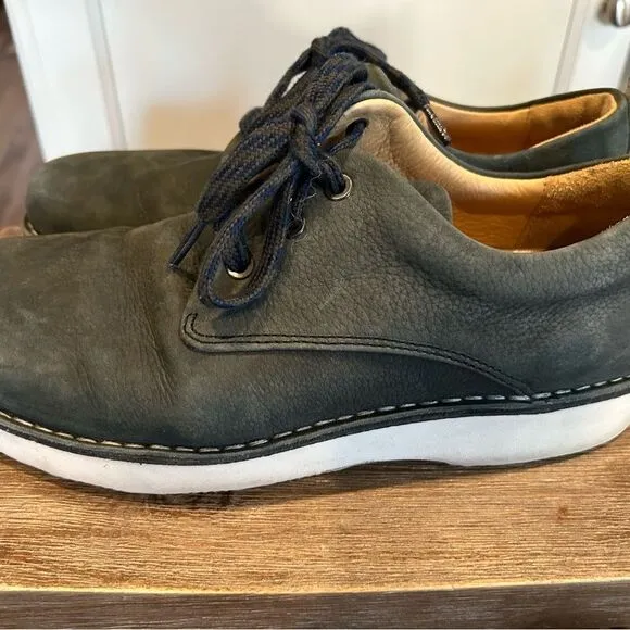 SAMUEL HUBBARD olive green gray nubuck Leather Oxfords Sz 9 vibram shoes