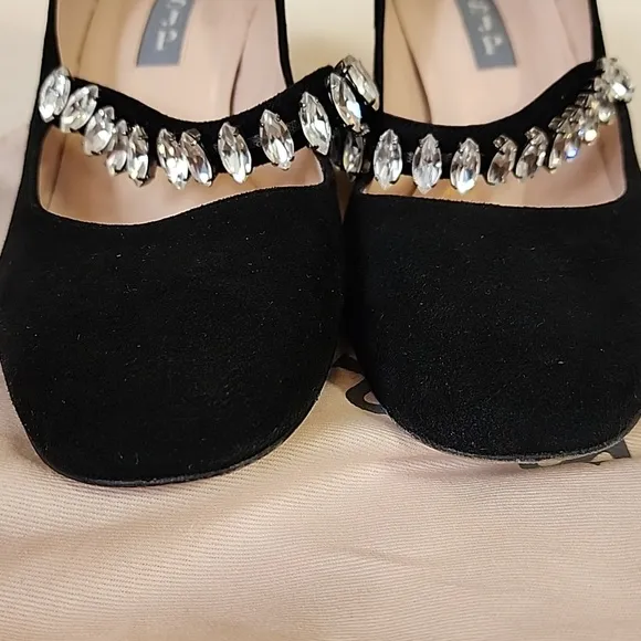 Sara Jessica Parker Elegant Black Women's Shoes with Crystal Embellishments