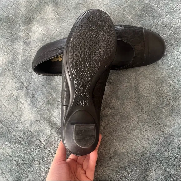 SAS Women's Black Mary Jane Shoes 9.5