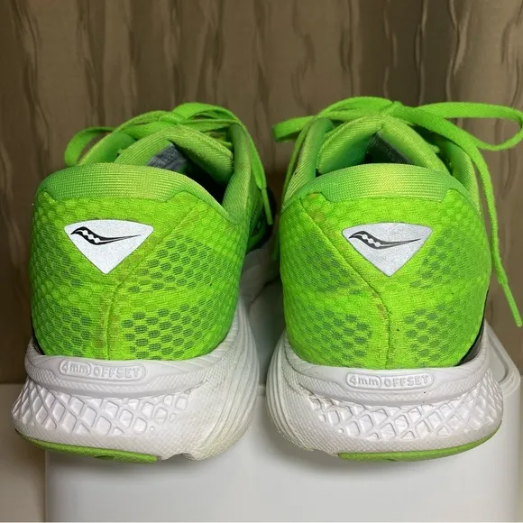 Saucony Kinvara 7 Men's 10.5 Natural Series Running Shoes Green Black S20298-1