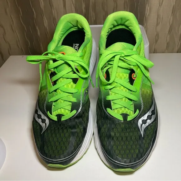 Saucony Kinvara 7 Men's 10.5 Natural Series Running Shoes Green Black S20298-1