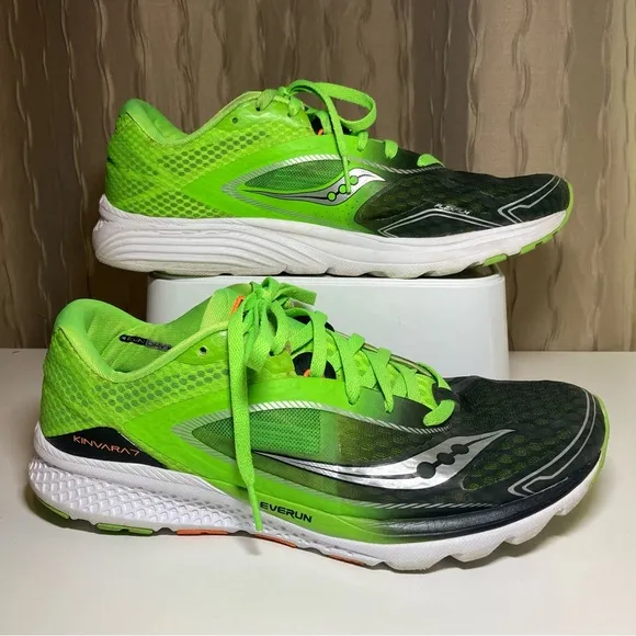 Saucony Kinvara 7 Men's 10.5 Natural Series Running Shoes Green Black S20298-1