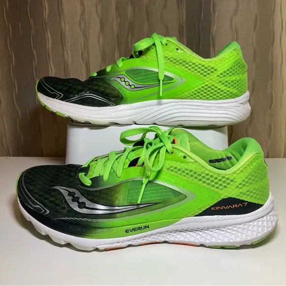 Saucony Kinvara 7 Men's 10.5 Natural Series Running Shoes Green Black S20298-1