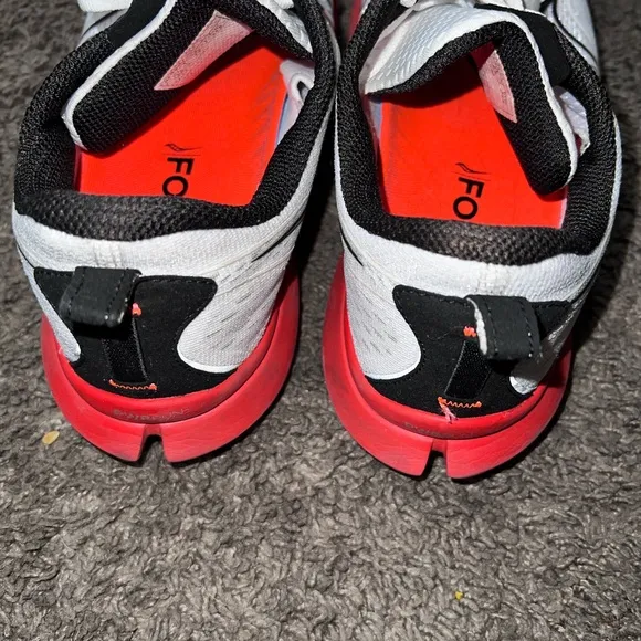 Saucony Men's White and Red Running Shoes