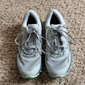 Saucony Shoes