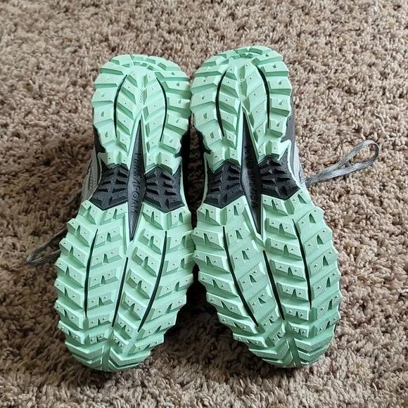 Saucony Shoes