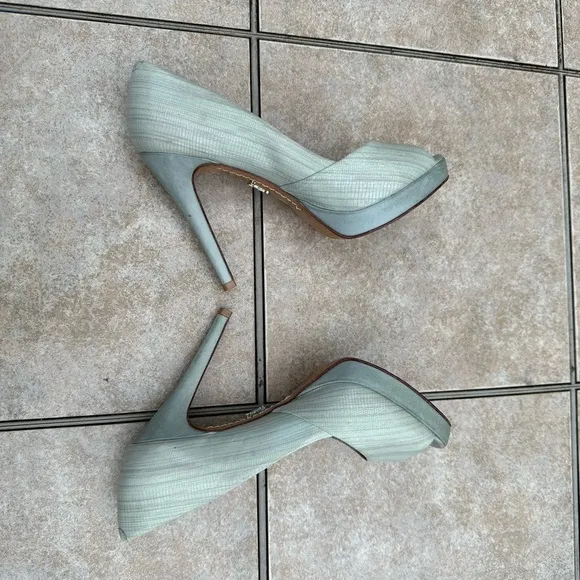 Schutz leather shoes size 7