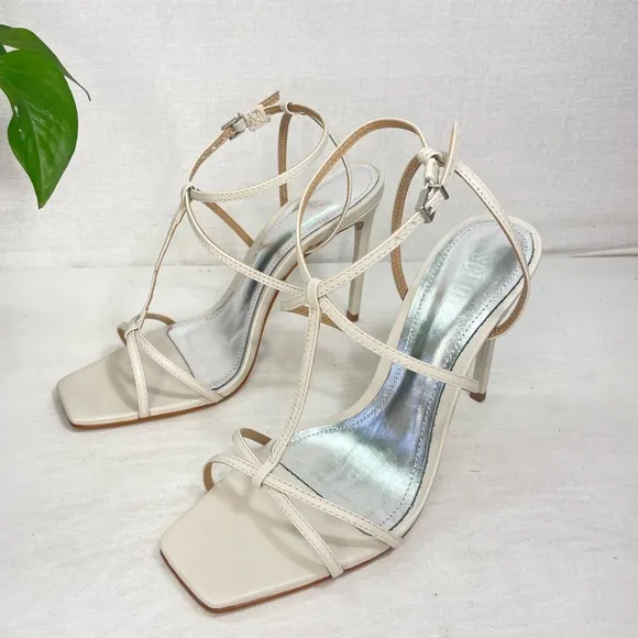 Schutz Womens Adriana Stiletto Sandal US 9 White Pearl Leather‎ NWOB