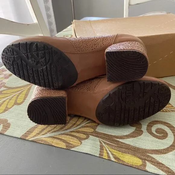Sergio Tomani Elida Chunky Heel Shoes NEW 38 7.5