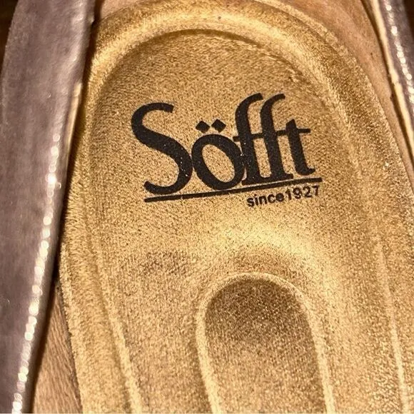 Sofft Lana Metallic Bronze Closed Toe Round Pump Block Heel Shoes