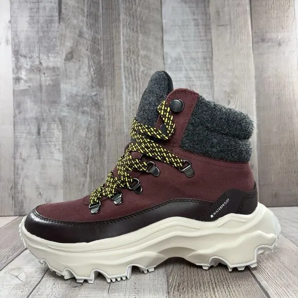 Sorel Kinetic Breakthru Conquest Womens 7 Sneaker Boots Bootie Waterproof Maroon