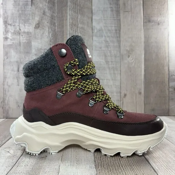 Sorel Kinetic Breakthru Conquest Womens 7 Sneaker Boots Bootie Waterproof Maroon