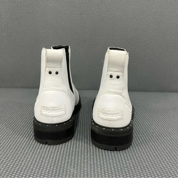 Sorel‎ Lennox White Leather Chelsea Ankle Boots Slip Ons Womens Size 7