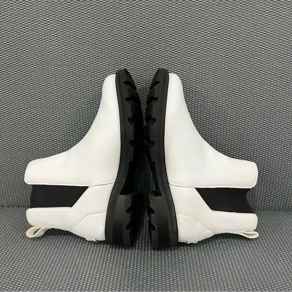 Sorel‎ Lennox White Leather Chelsea Ankle Boots Slip Ons Womens Size 7