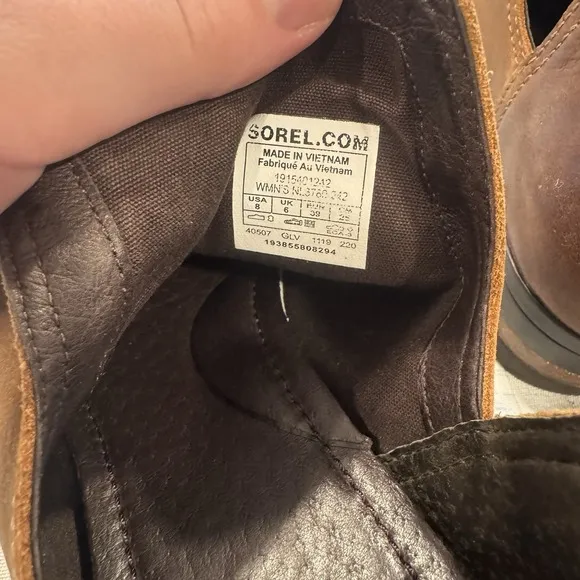 Sorel Lolla II Bootie Shoes Brown Leather Cut Out 1.5 inch Heel NL3780-242 Sz 8