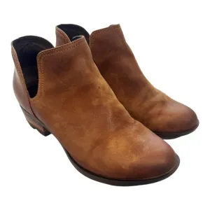 Sorel Lolla II Bootie Shoes Brown Leather Cut Out 1.5 inch Heel NL3780-242 Sz 8