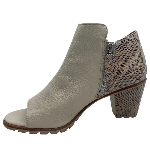 Sorel Womens Shoes Nadia Booties 9.5 White Beige Snake Leather Heeled Open Toe