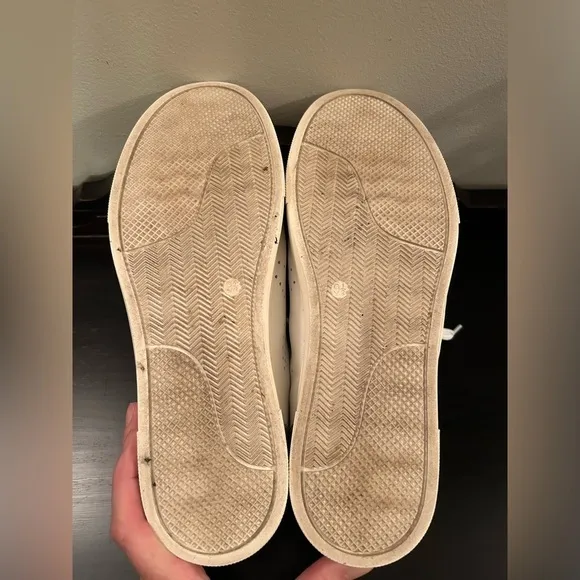 Steve Madden Rezume Sneakers, White Leather Upper Suede Accents Women's 9.5