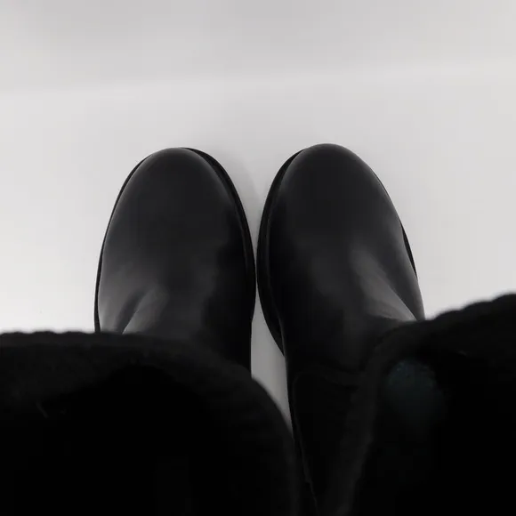 Steve Madden Women's Boots Kiley Bootie Black Platform Leather Lug Soles 10.5
