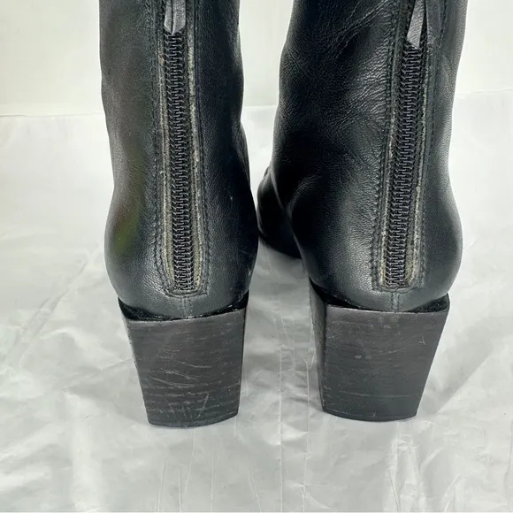 Stuart Weitzman Leather Heeled Boot