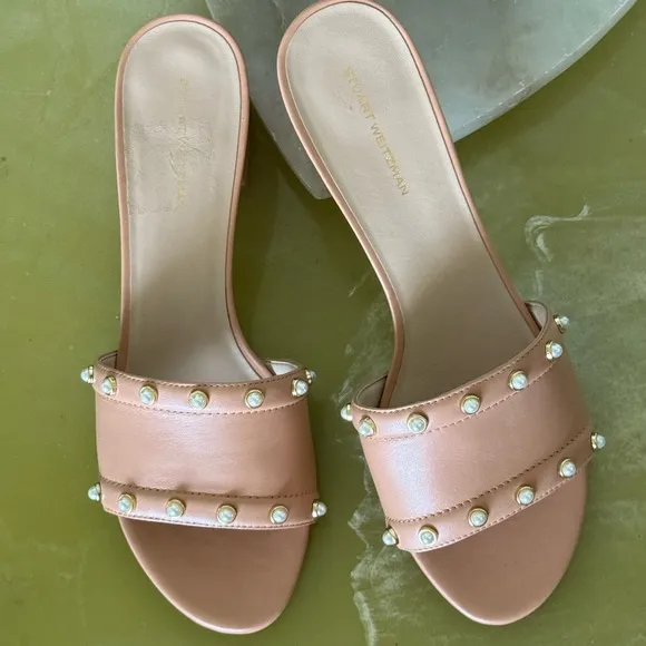 Stuart Weitzman Tan Pearl-Embellished Women's Slide Sandals 👡
