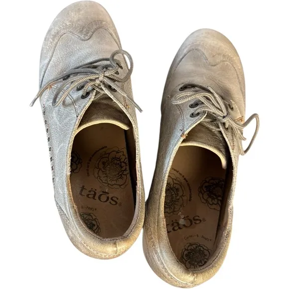 Taos Jive 2 Oxford Leather Shoes Womens Size 9 Taupe Tan Lace Up Heeled Boho