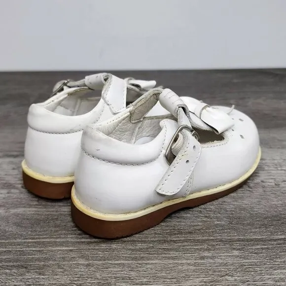Taps by Kinder White Leather Baby Toddler Shoes