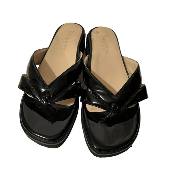 Taryn Rose Traveler Black Patent Leather Shoes Size 6