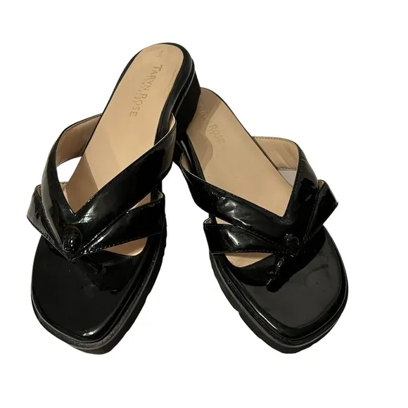 Taryn Rose Traveler Black Patent Leather Shoes Size 6