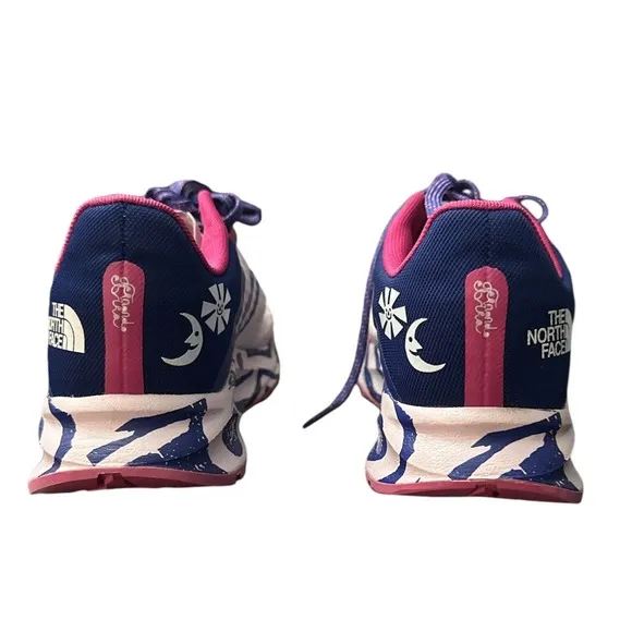 The North Face Womens Vectiv Eminus NF0A8185 White Running Sneakers Sz 10 NWOB