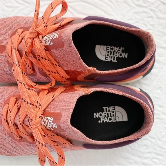 The North Face Women's VECTIV Escape Knit Trail Running Shoes (Sz 6)