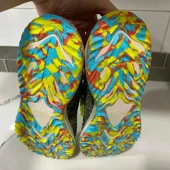 The North Face Women's VECTIV Escape Knit Trail Shoes Size 7