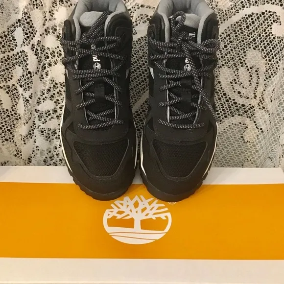 Timberland Youth Lincoln Peak Waterproof Mid Hiker Black Leather Shoes