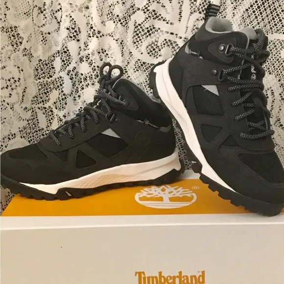 Timberland Youth Lincoln Peak Waterproof Mid Hiker Black Leather Shoes