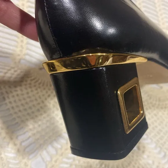 Timothy Hitsman Black Leather Shoes With Gold Accents Awesome Heels Size 9M.