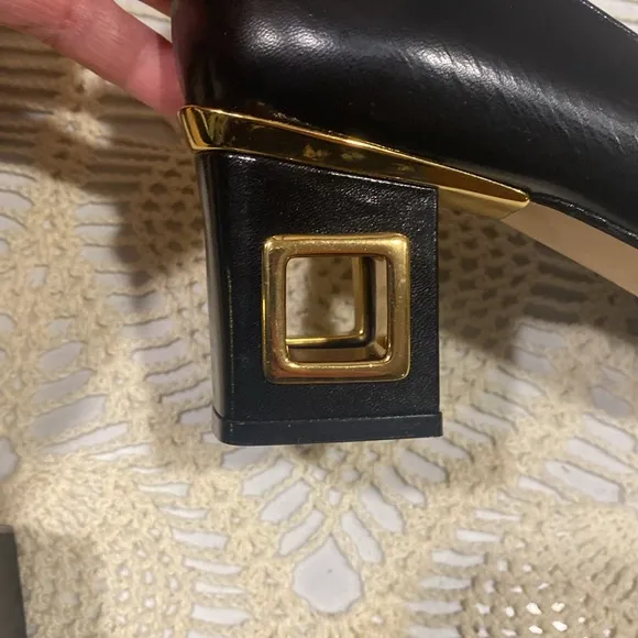 Timothy Hitsman Black Leather Shoes With Gold Accents Awesome Heels Size 9M.