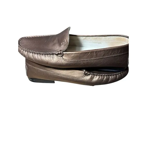 Tod's Women's Mocassins Driving Shoes‎ Bronze Copper Loafer Leather Size 8.5