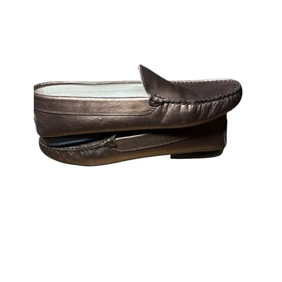 Tod's Women's Mocassins Driving Shoes‎ Bronze Copper Loafer Leather Size 8.5