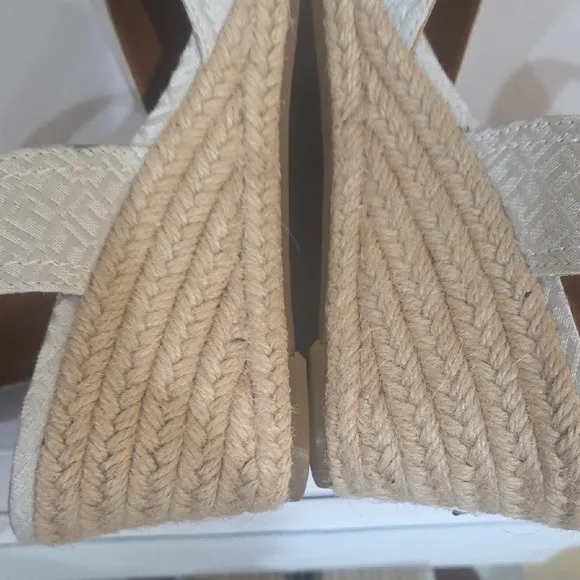 Tommy Hilfiger Elegant Cream and Tan Wedge Sandals Size 71/2New.